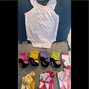 Baby Cater’s onesie(6mths) with 8 free pair of socks from Trumpette namebrand